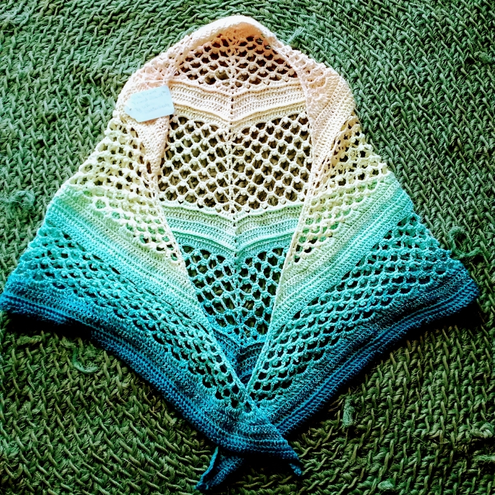 Hand Crafted Crocheted Shawl/Wrap
